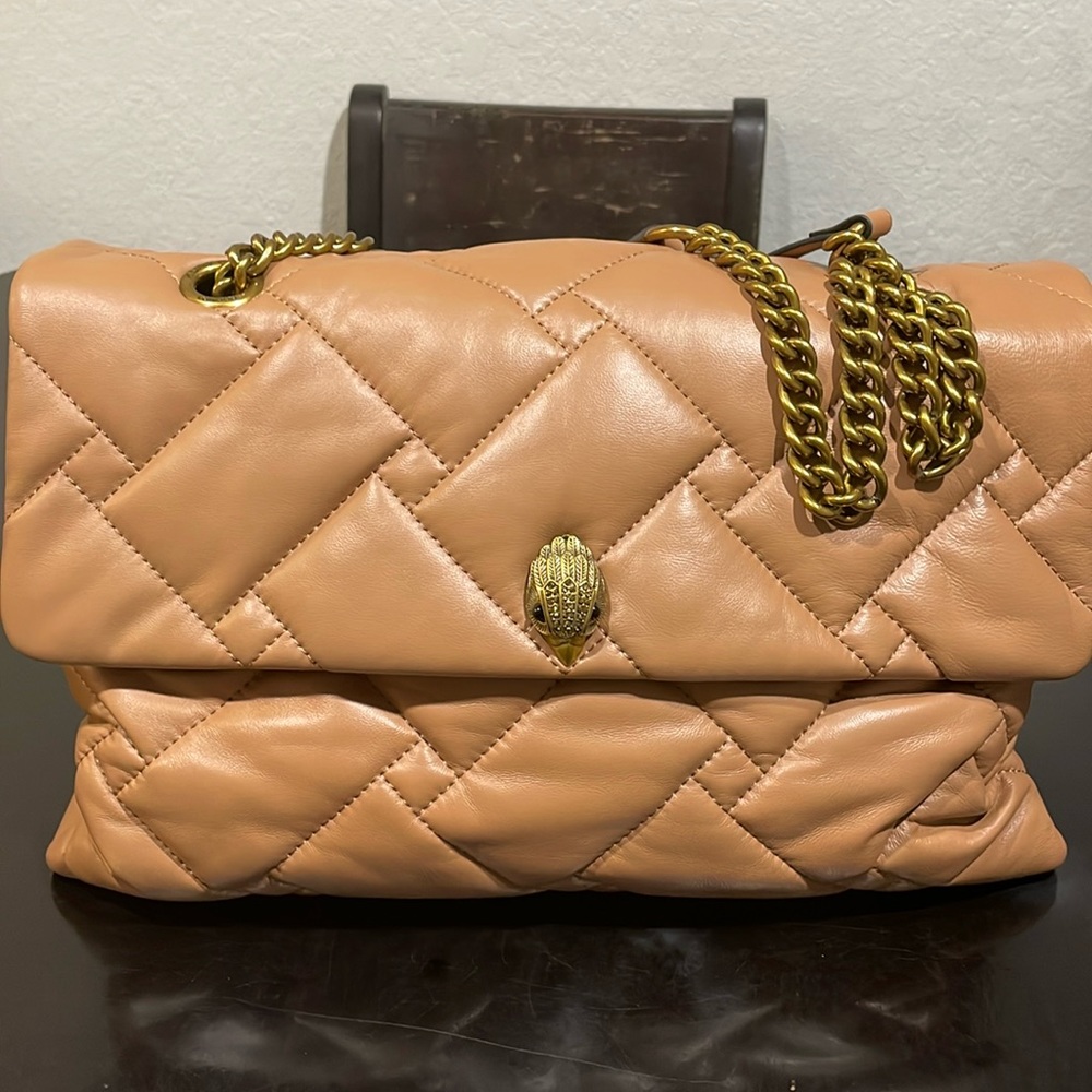 Kurt Geiger London XXL SFT quilted shoulder bag in Camel